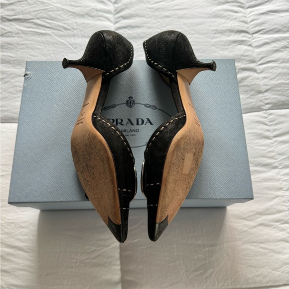 Prada buckle pointed toe kitten heels - Picture 3 of 5